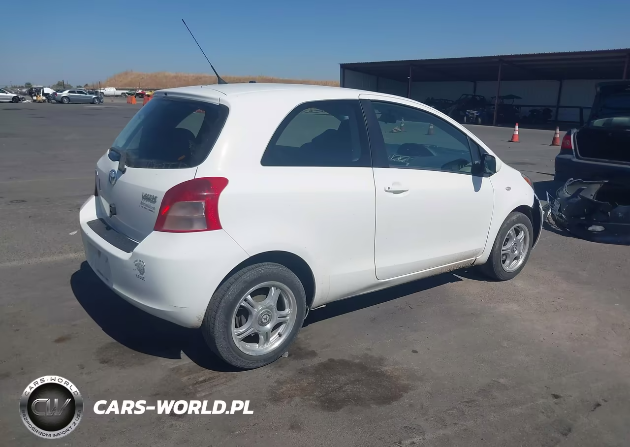 2007 Toyota Yaris VIN:JTDJT923175121477 - 4