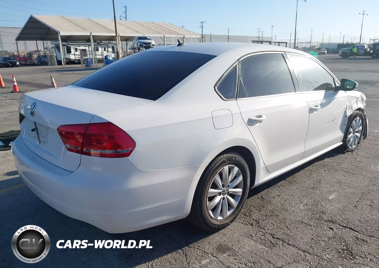 2012 Volkswagen Passat 2.5L S VIN:1VWAP7A36CC099067 - 4