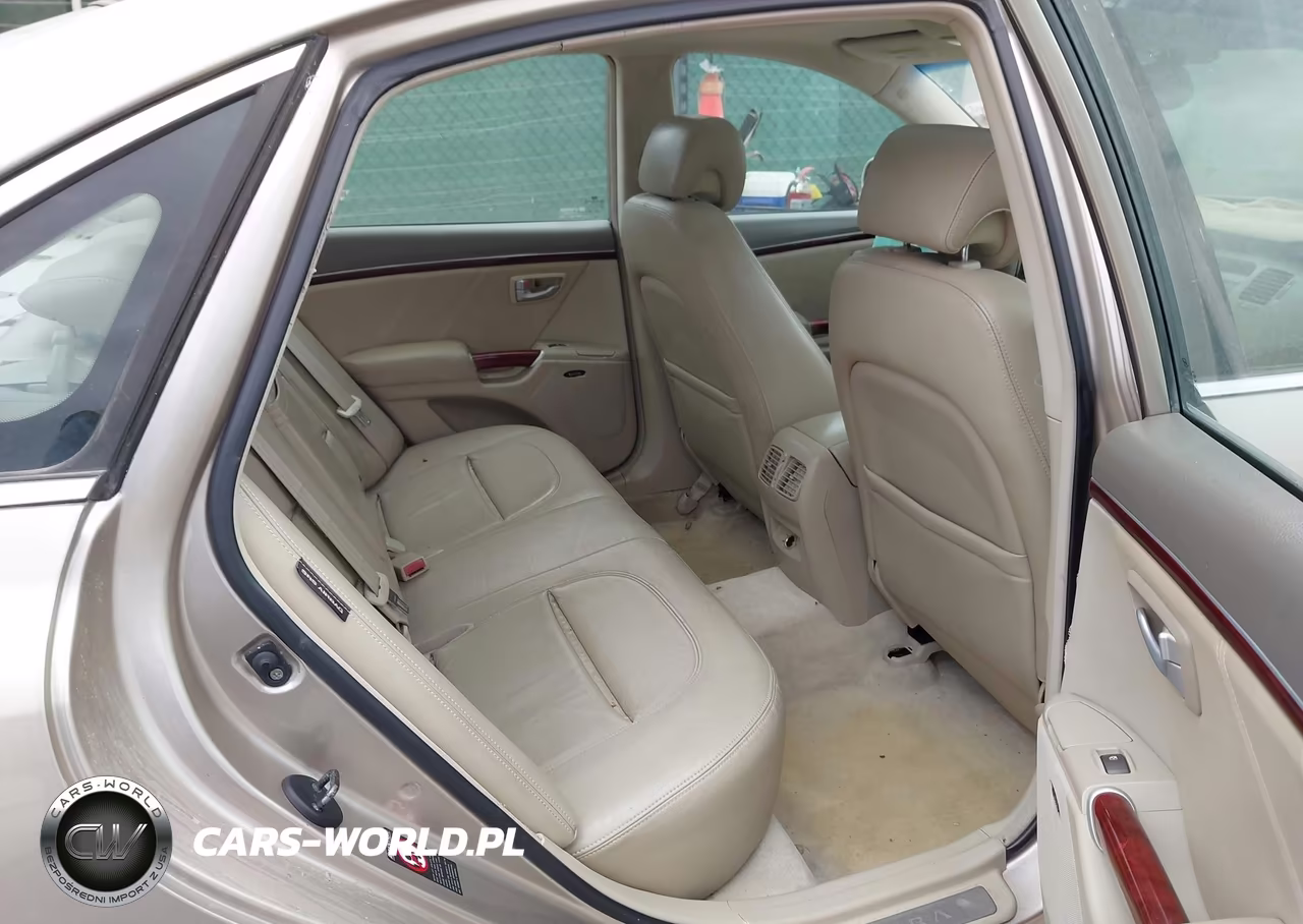 2007 Hyundai Azera Limited-Se VIN:KMHFC46F27A178089 - 8