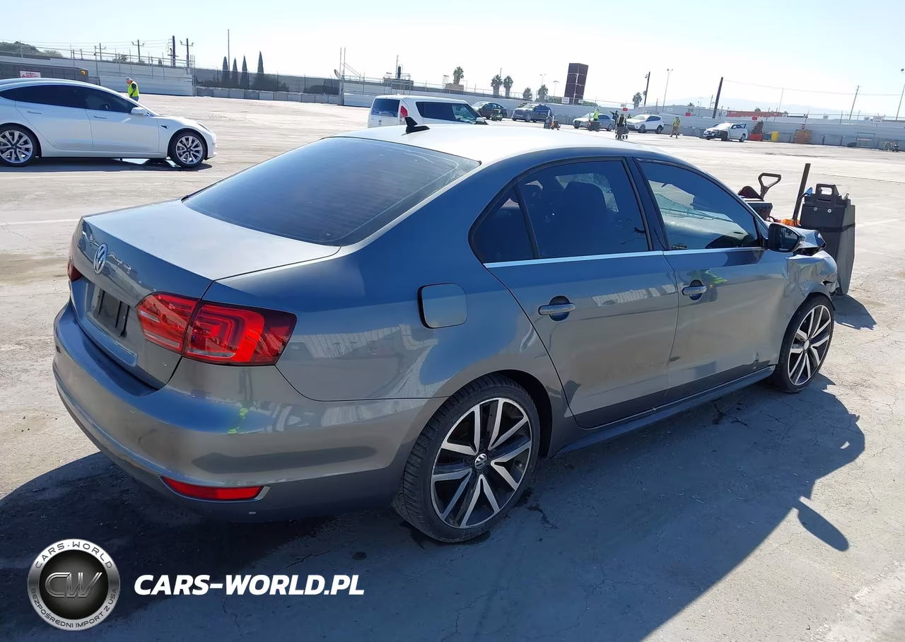 2013 Volkswagen Jetta Gli Autobahn VIN:3VW4T7AJ3DM298925 - 4