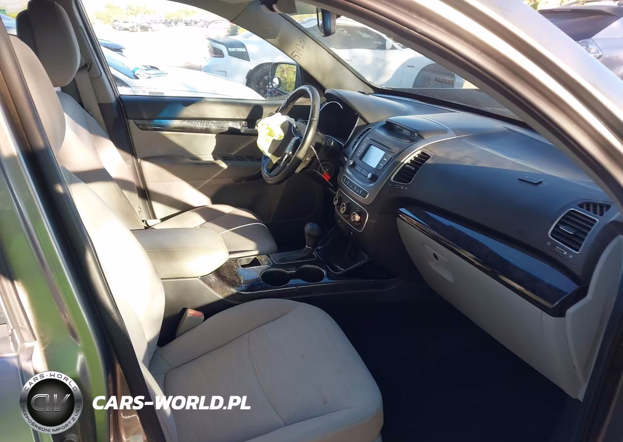 2014 Kia Sorento Lx VIN:5XYKT3A61EG535988 - 5