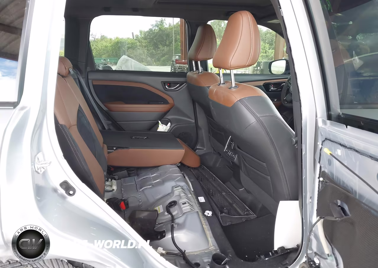2025 Subaru Forester Touring Hybrid VIN:JF2SLSTD3SH415152 - 8