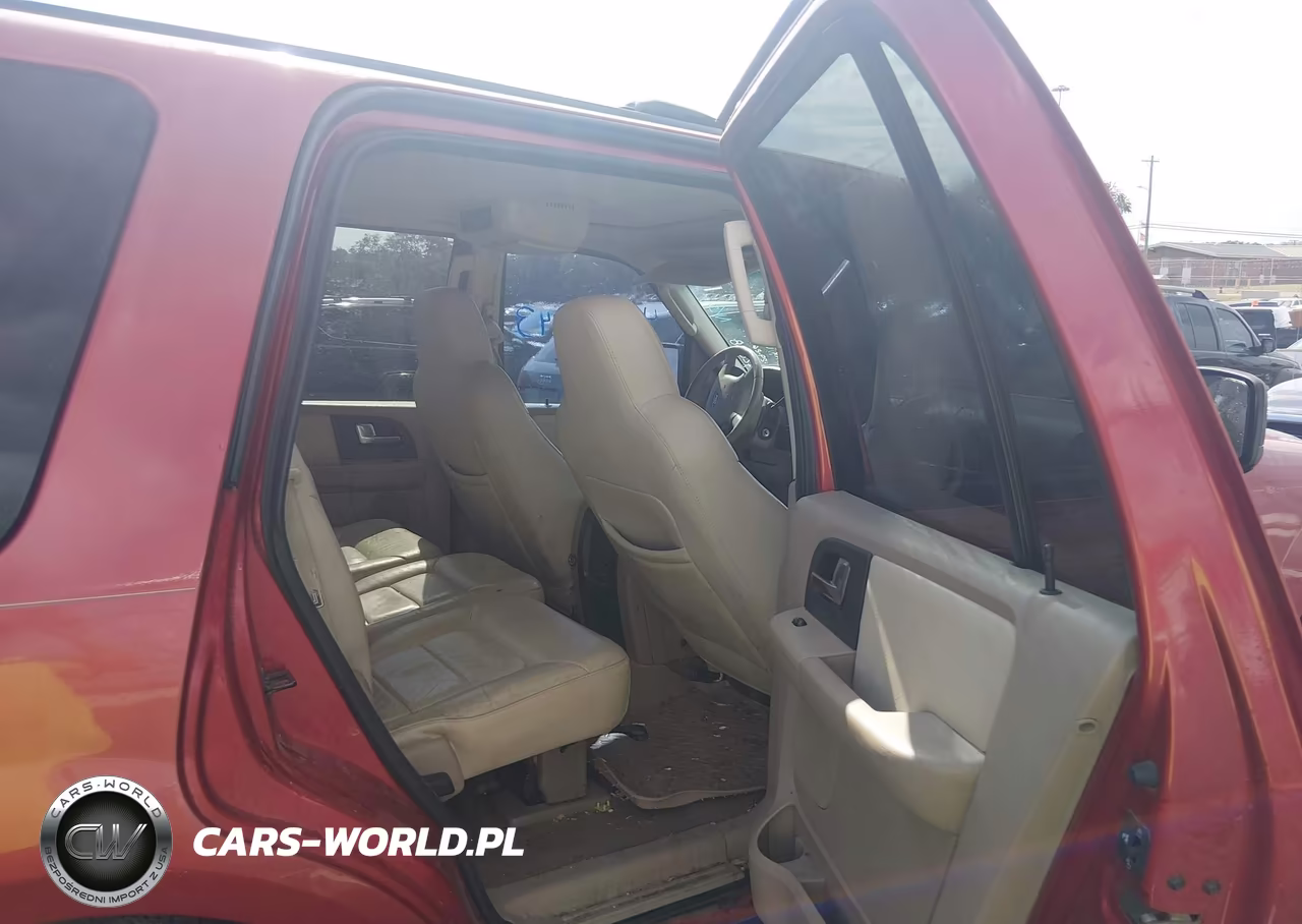2003 Ford Expedition Xlt VIN:1FMEU15W23LB22838 - 8