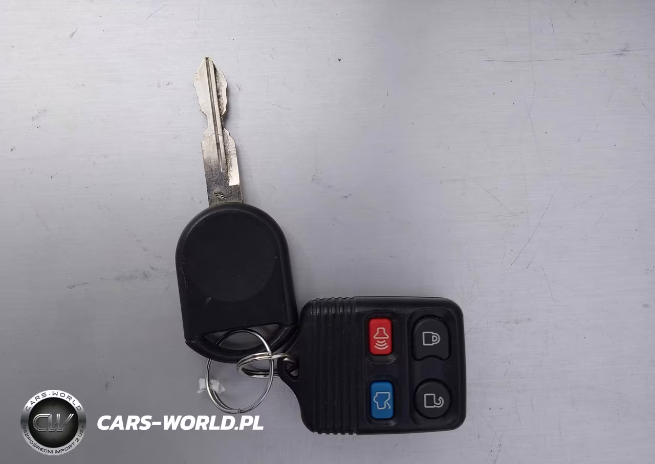 2010 Ford Focus S VIN:1FAHP3EN5AW141705 - 11