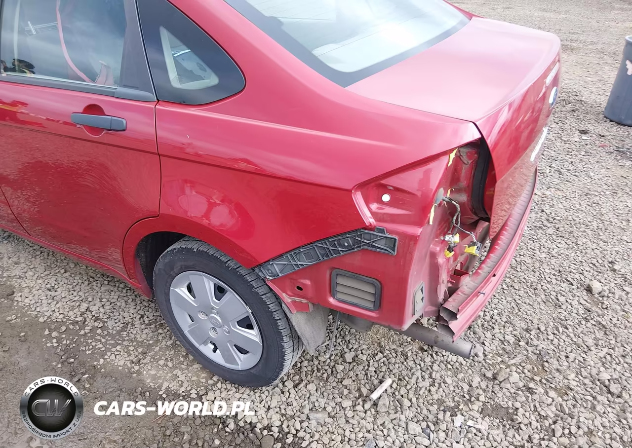 2010 Ford Focus S VIN:1FAHP3EN5AW141705 - 14