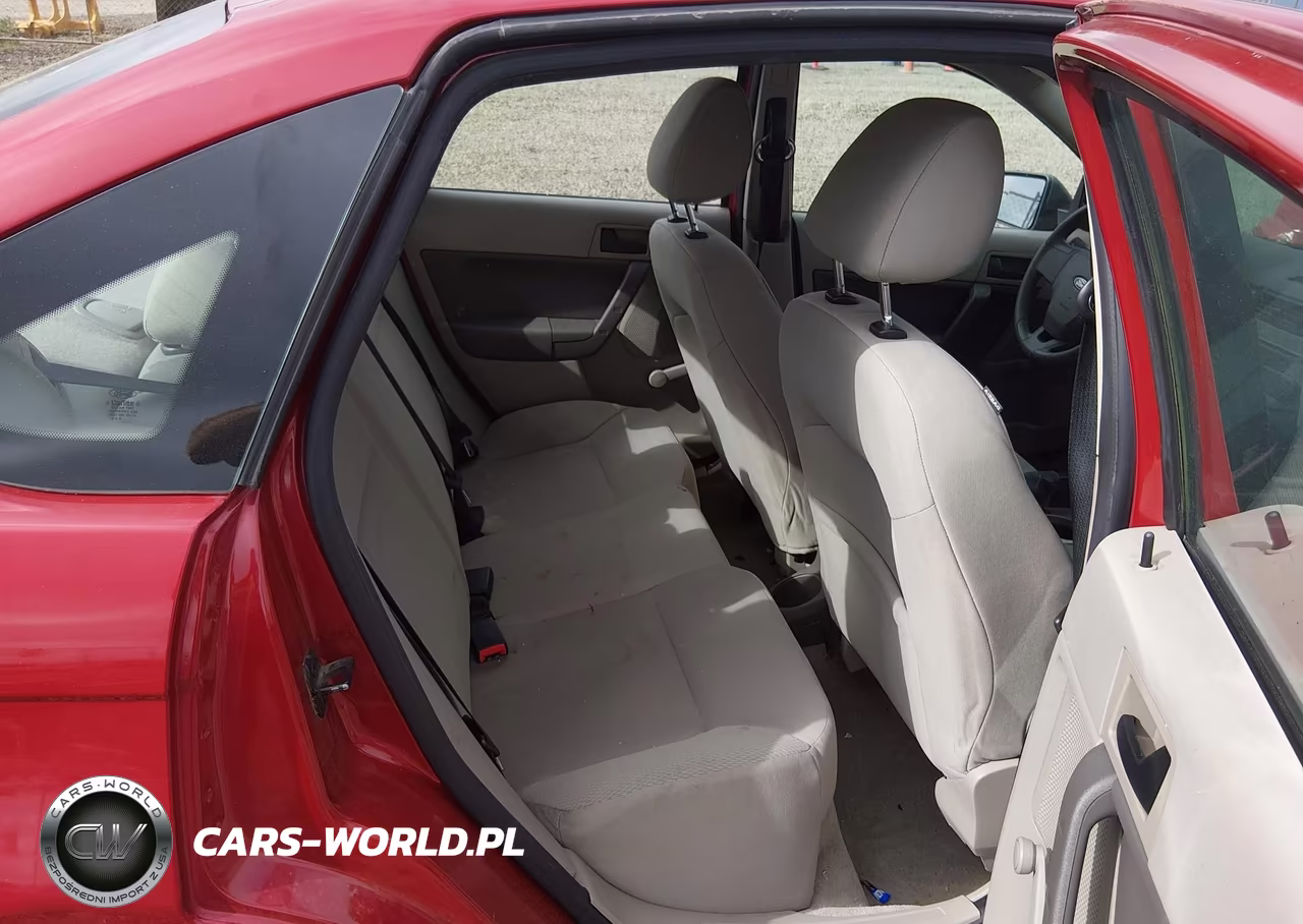 2010 Ford Focus S VIN:1FAHP3EN5AW141705 - 8
