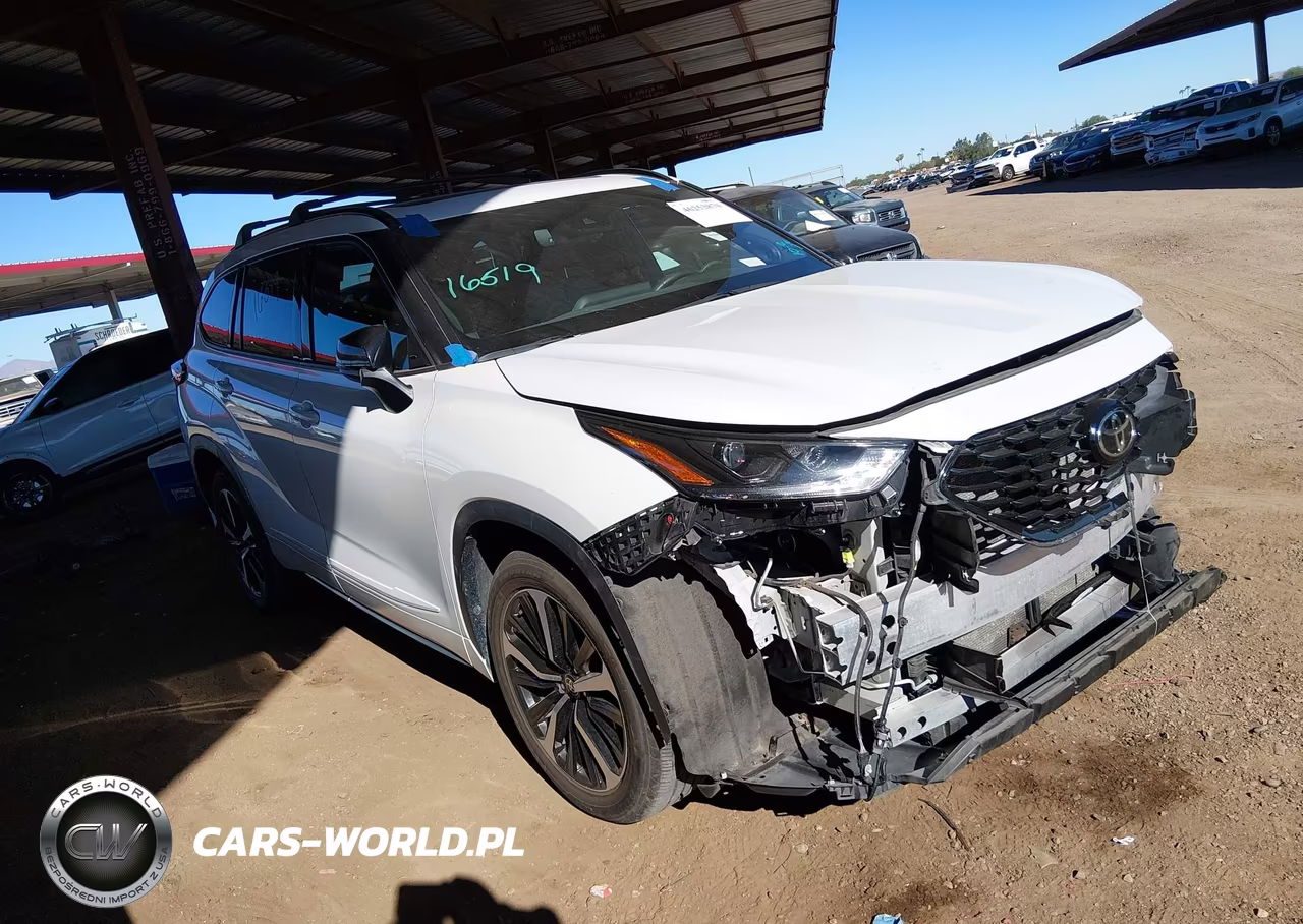 2022 Toyota Highlander Xse