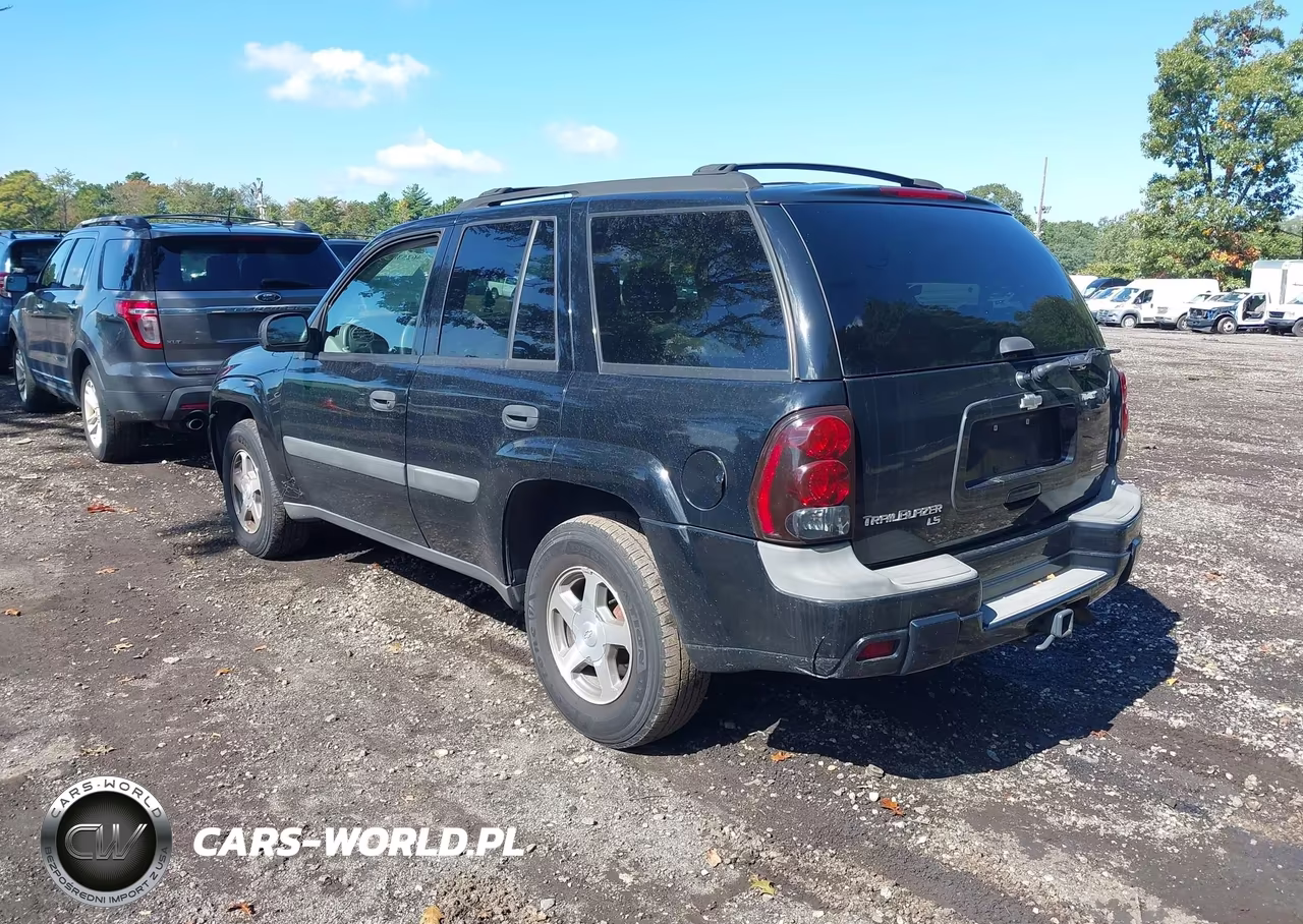 2005 Chevrolet Trailblazer Ls VIN:1GNDT13S752149245 - 3