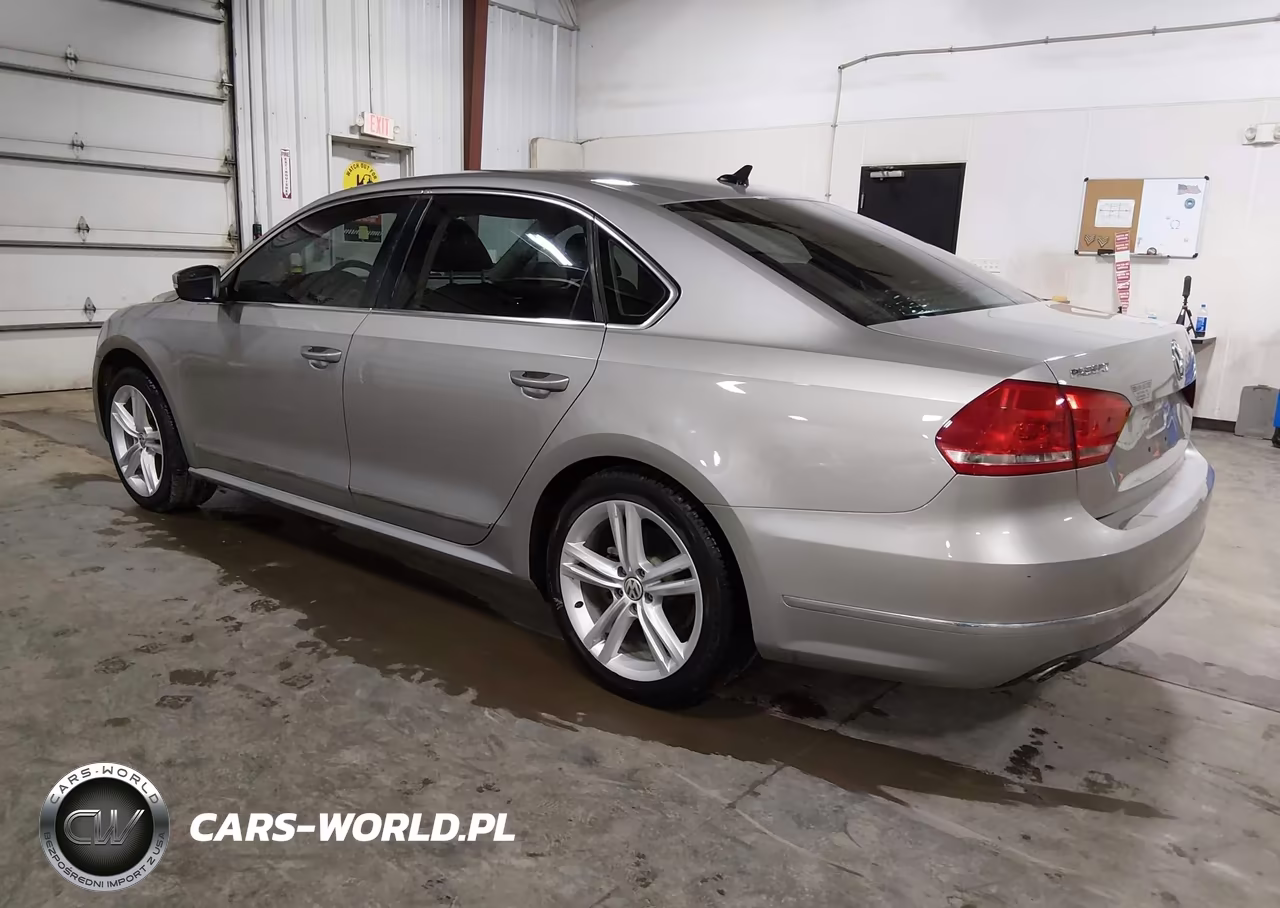 2014 Volkswagen Passat 2.0L Tdi Sel Premium VIN:1VWCN7A37EC059047 - 3