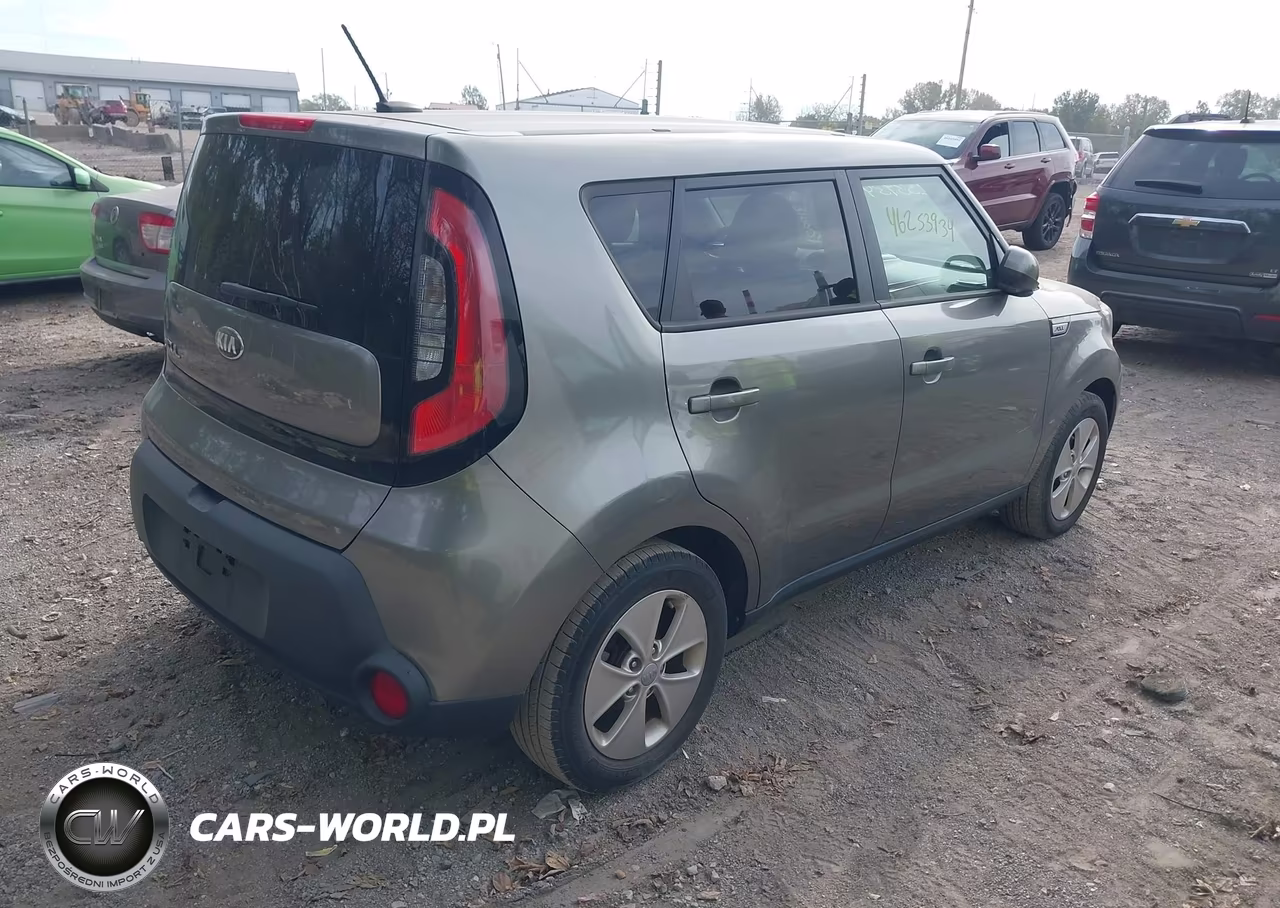 2015 Kia Soul VIN:KNDJN2A25F7186832 - 4