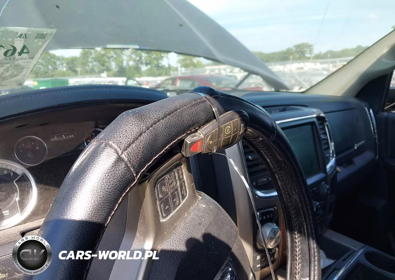 2013 Ram 1500 Laramie VIN:1C6RR7NT2DS671924 - 11