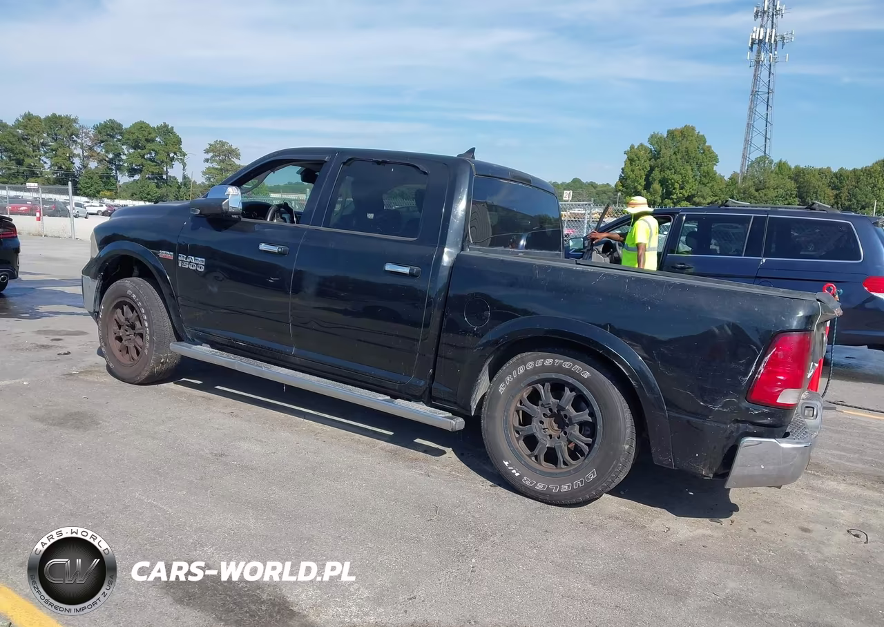 2013 Ram 1500 Laramie VIN:1C6RR7NT2DS671924 - 3