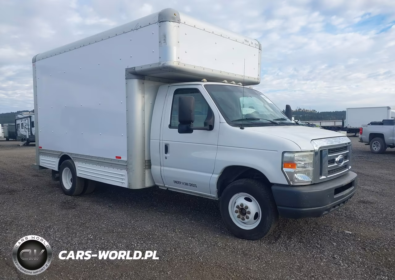 2012 Ford E-450 Cutaway