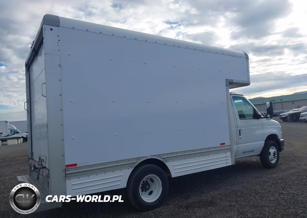 2012 Ford E-450 Cutaway VIN:1FDXE4FS7CDB02646 - 4