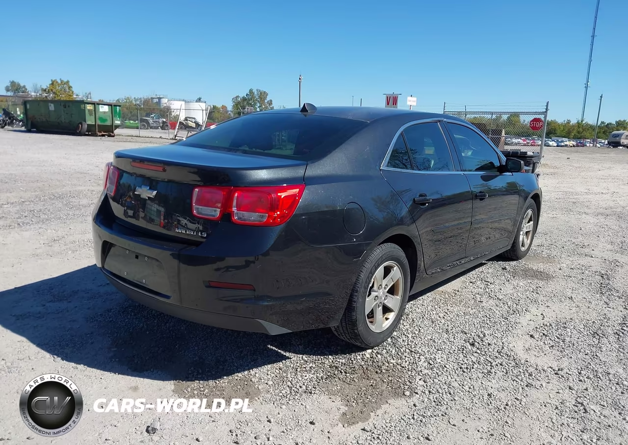 2014 Chevrolet Malibu 1Ls VIN:1G11B5SL1EF163966 - 4
