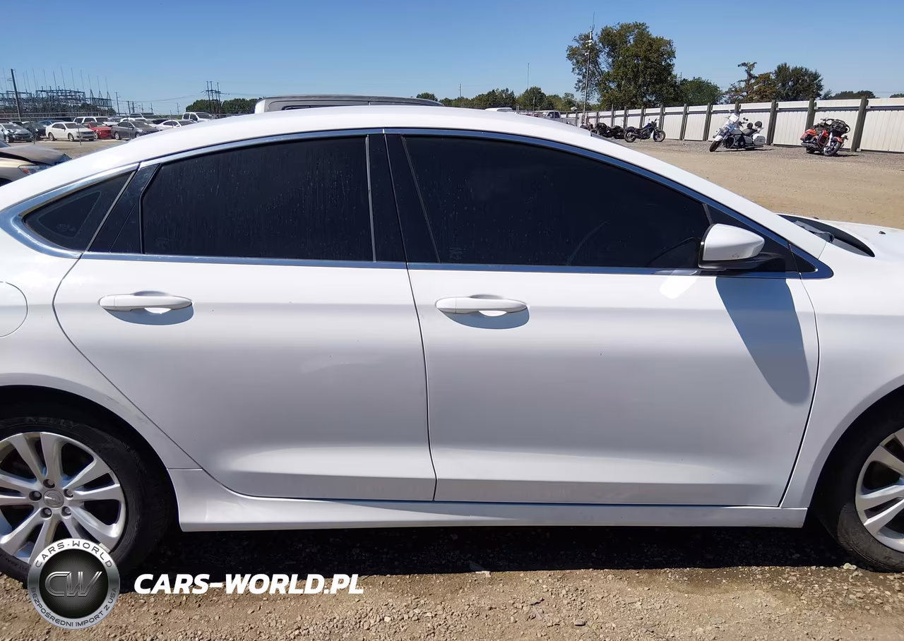 2015 Chrysler 200 Limited VIN:1C3CCCAB5FN729617 - 13