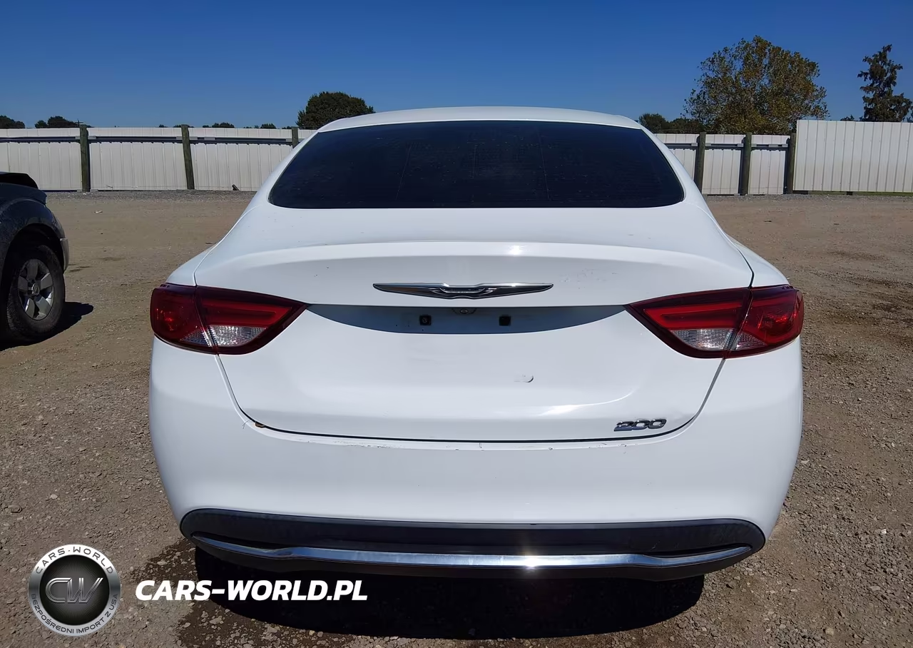 2015 Chrysler 200 Limited VIN:1C3CCCAB5FN729617 - 16