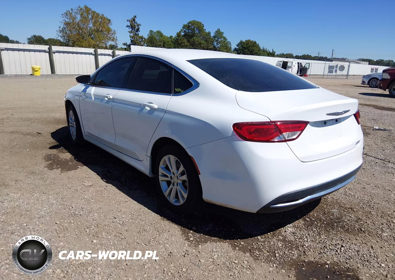 2015 Chrysler 200 Limited VIN:1C3CCCAB5FN729617 - 3