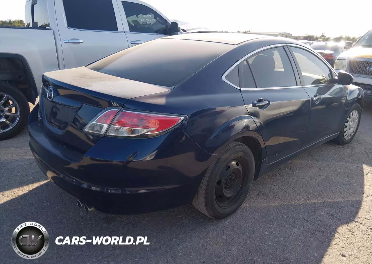 2010 Mazda Mazda6 I Sport VIN:1YVHZ8BHXA5M21975 - 4
