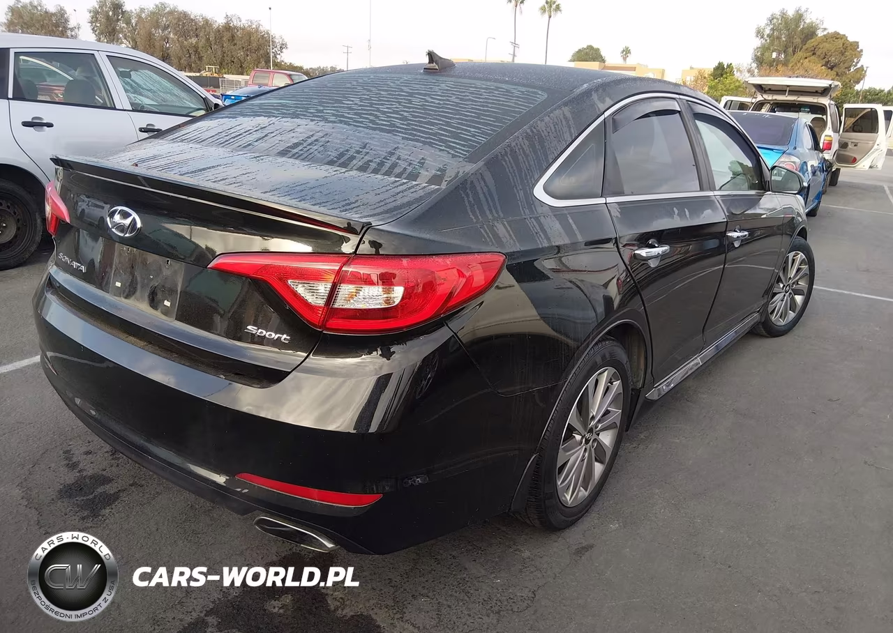 2017 Hyundai Sonata Sport VIN:5NPE34AF9HH462286 - 4