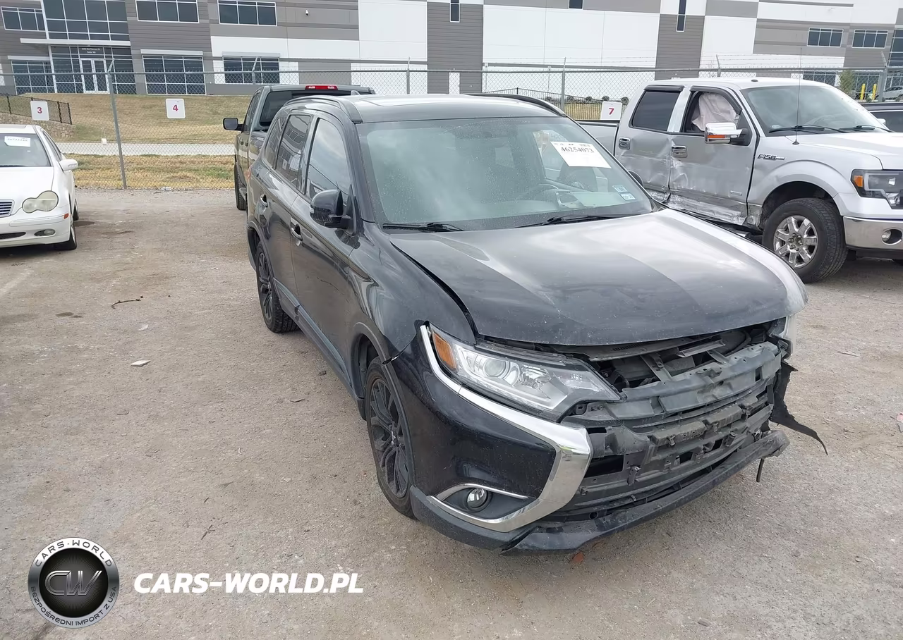 2018 Mitsubishi Outlander Le