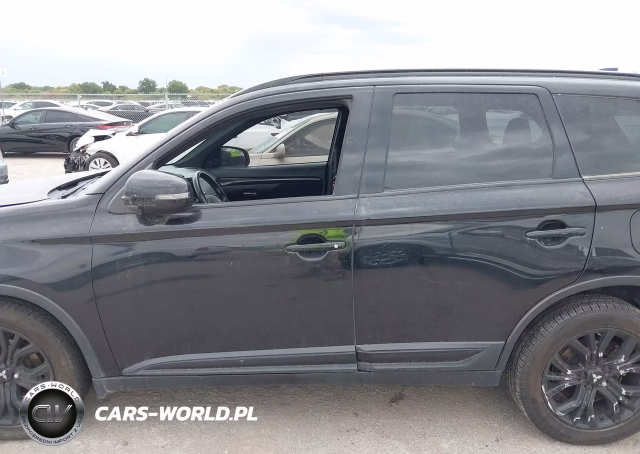 2018 Mitsubishi Outlander Le VIN:JA4AZ3A35JZ022944 - 14