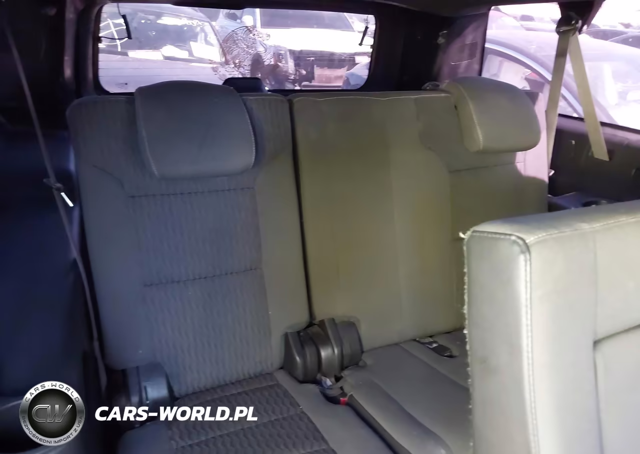 2015 Chevrolet Suburban 1500 Ls VIN:1GNSCHKCXFR281726 - 18