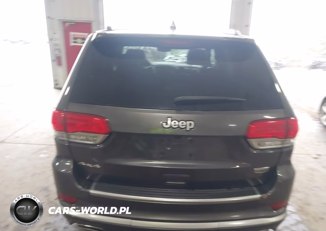 2018 Jeep Grand Cherokee Summit 4X4 VIN:1C4RJFJG4JC303477 - 16