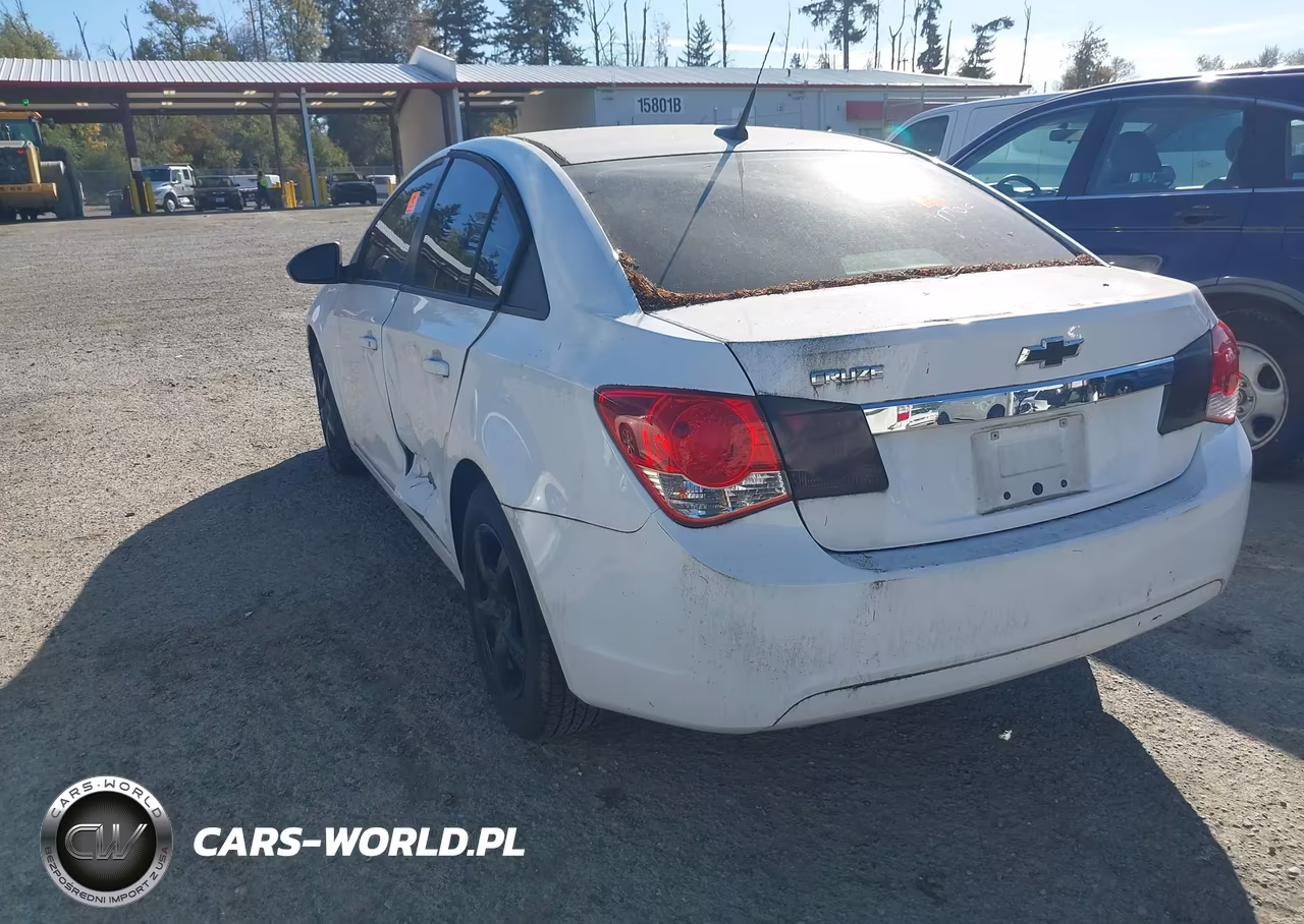 2014 Chevrolet Cruze Ls Manual VIN:1G1PB5SG2E7212499 - 3
