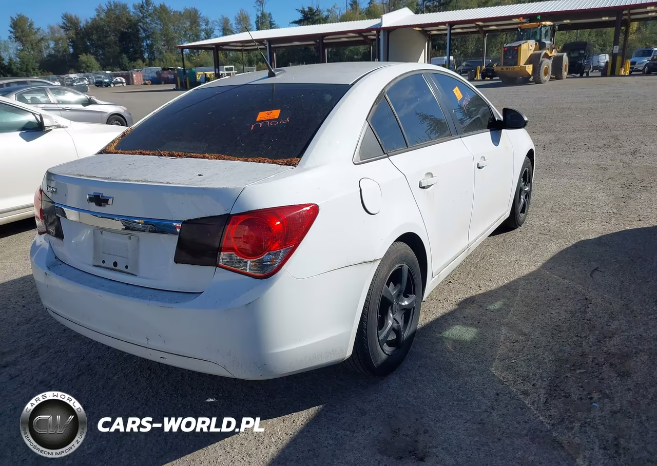 2014 Chevrolet Cruze Ls Manual VIN:1G1PB5SG2E7212499 - 4