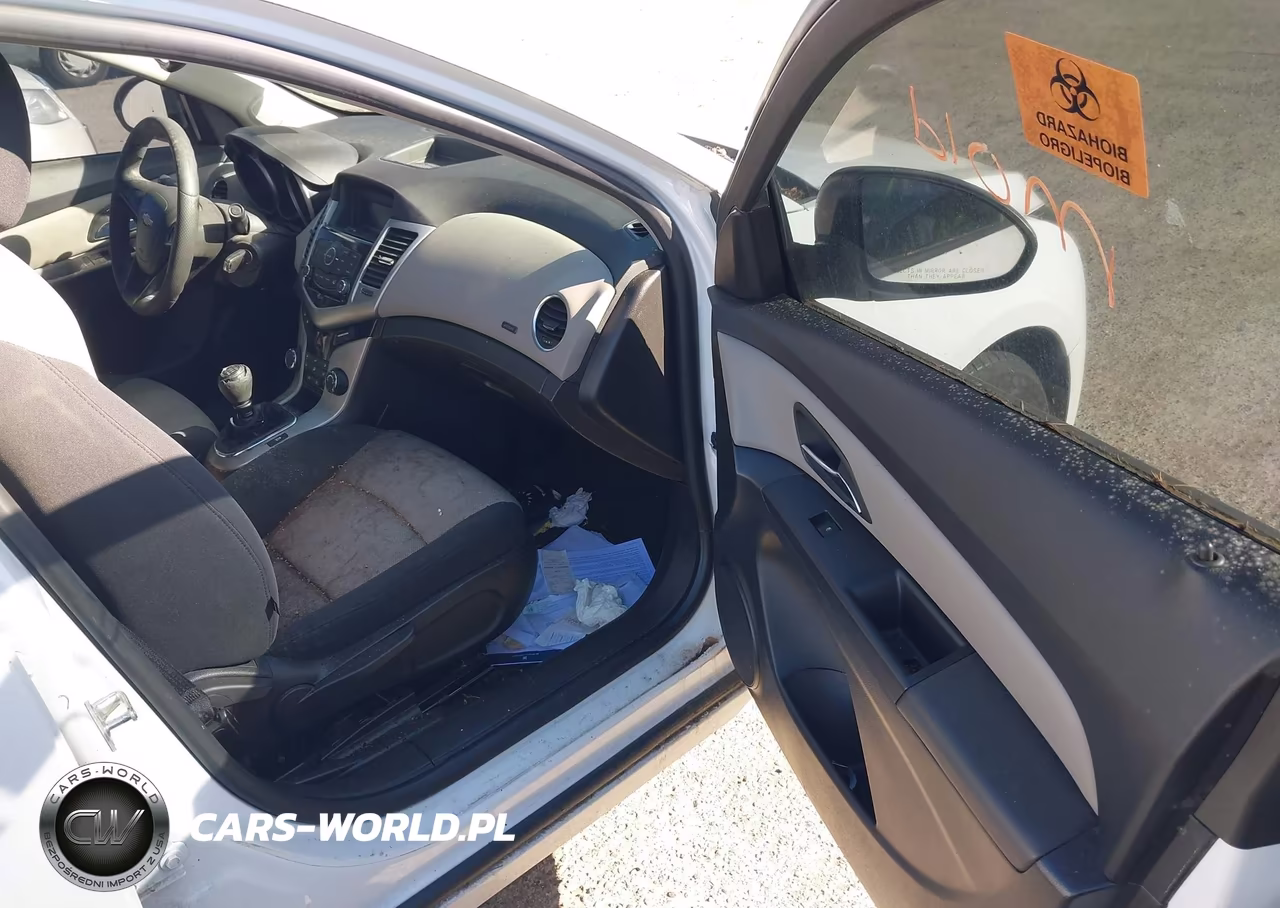 2014 Chevrolet Cruze Ls Manual VIN:1G1PB5SG2E7212499 - 5