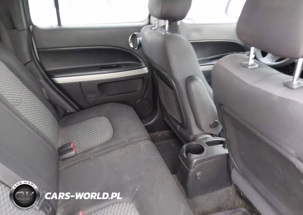 2010 Chevrolet Hhr VIN:3GNBAADB3AS562483 - 8