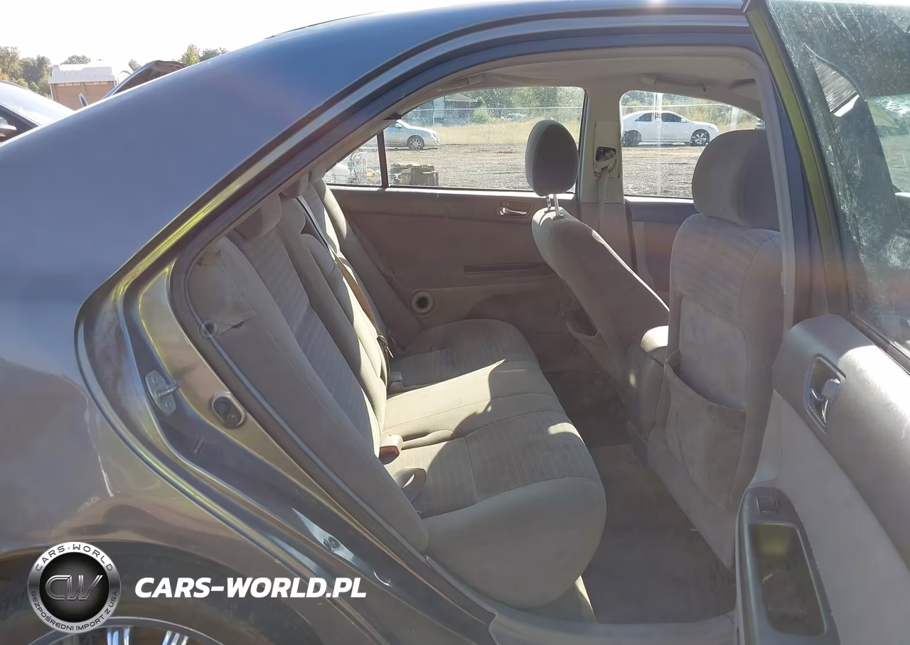 2005 Toyota Camry Le VIN:4T1BE32KX5U950744 - 8