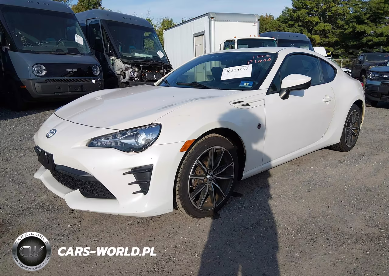 2017 Toyota 86 VIN:JF1ZNAA11H8709805 - 2