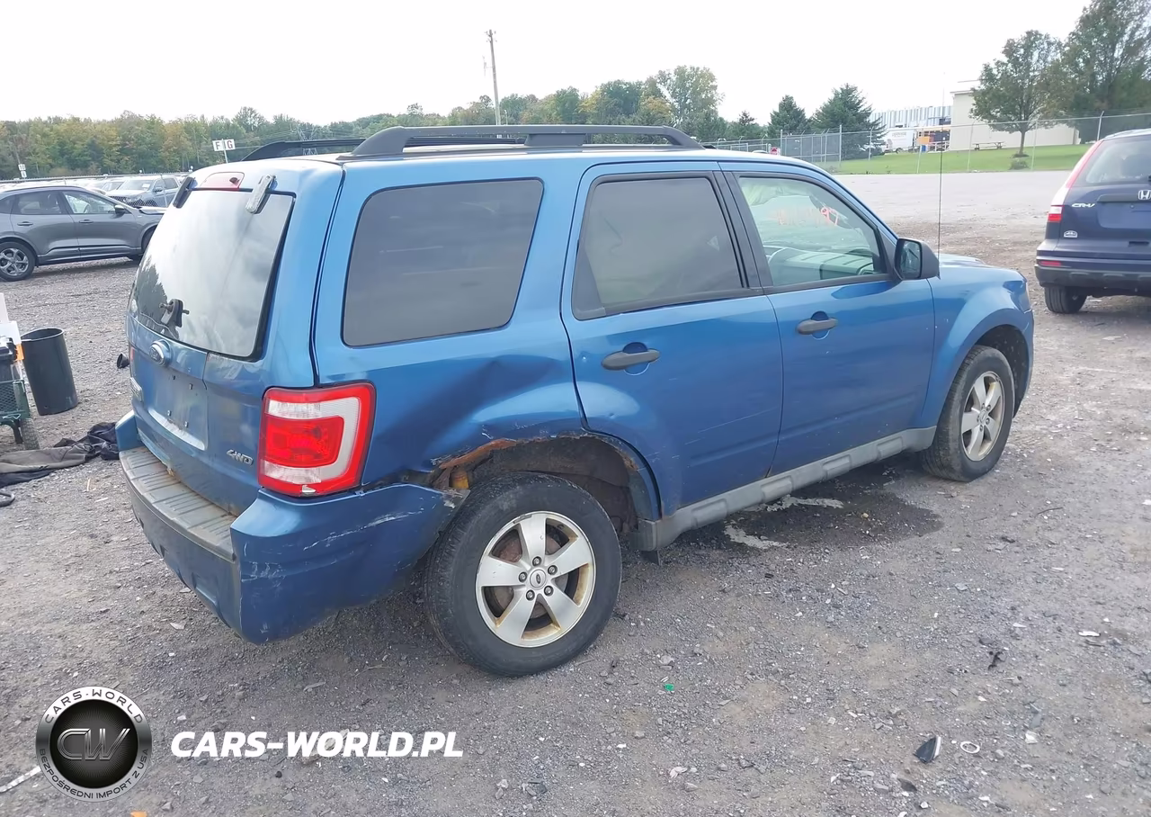 2009 Ford Escape Xlt VIN:1FMCU93G89KC34379 - 4