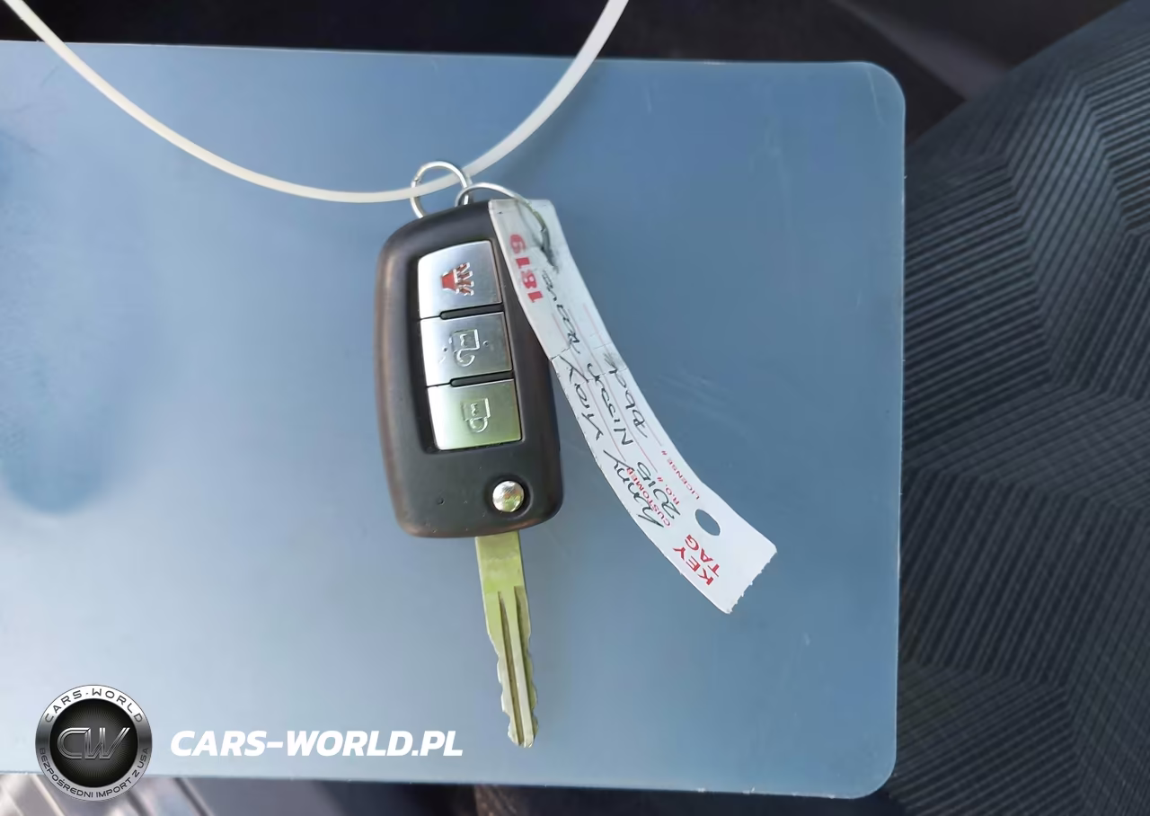 2015 Nissan Rogue S VIN:5N1AT2ML4FC897516 - 11
