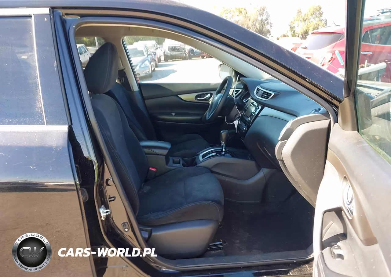 2015 Nissan Rogue S VIN:5N1AT2ML4FC897516 - 5