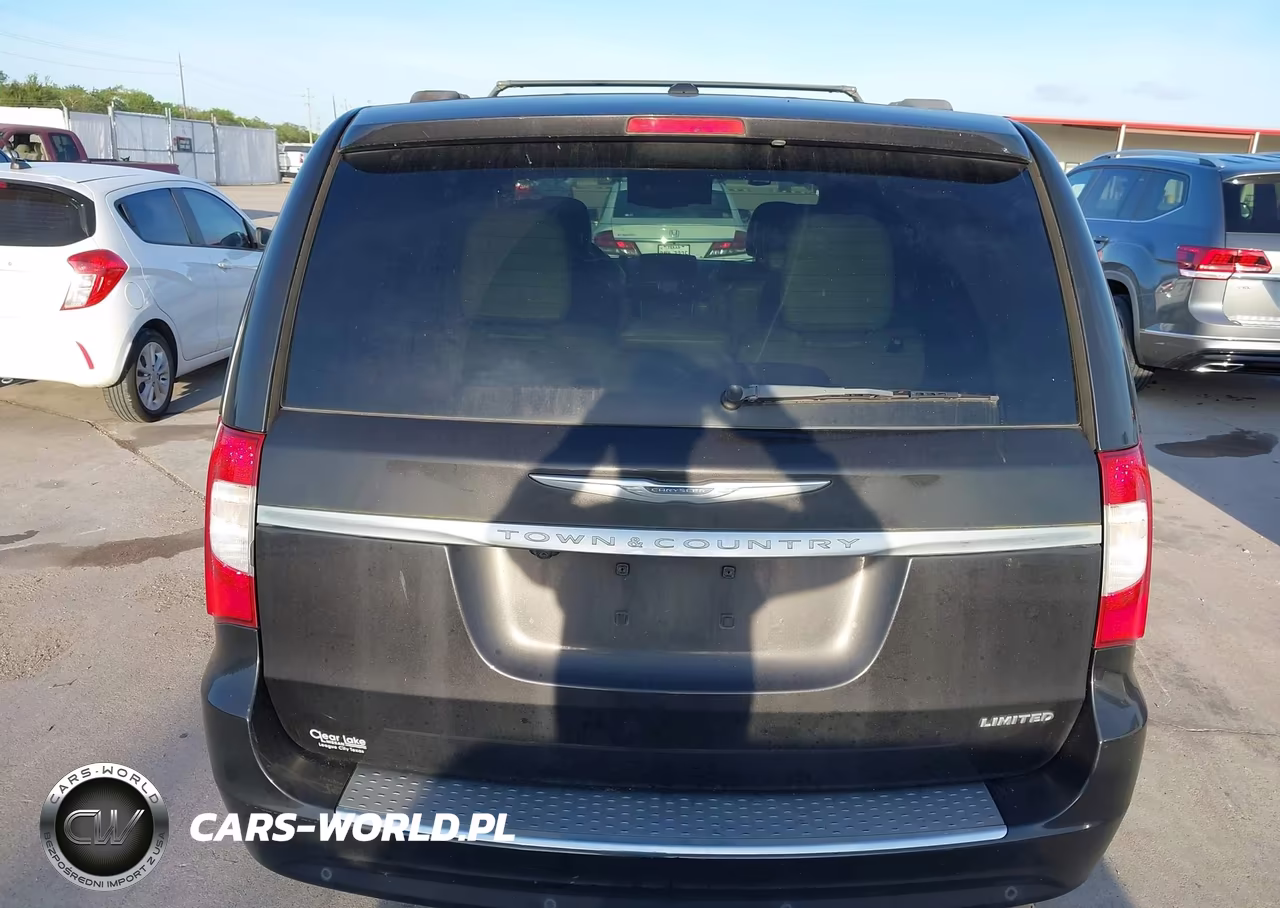 2014 Chrysler Town & Country Limited VIN:2C4RC1GG7ER345434 - 16