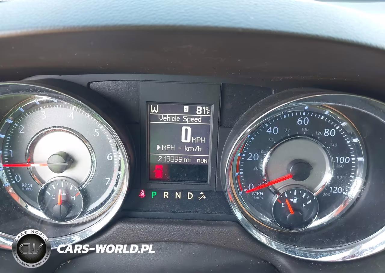 2014 Chrysler Town & Country Limited VIN:2C4RC1GG7ER345434 - 7