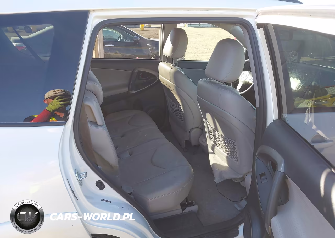 2009 Toyota Rav4 Limited V6 VIN:JTMBK31VX95076159 - 8