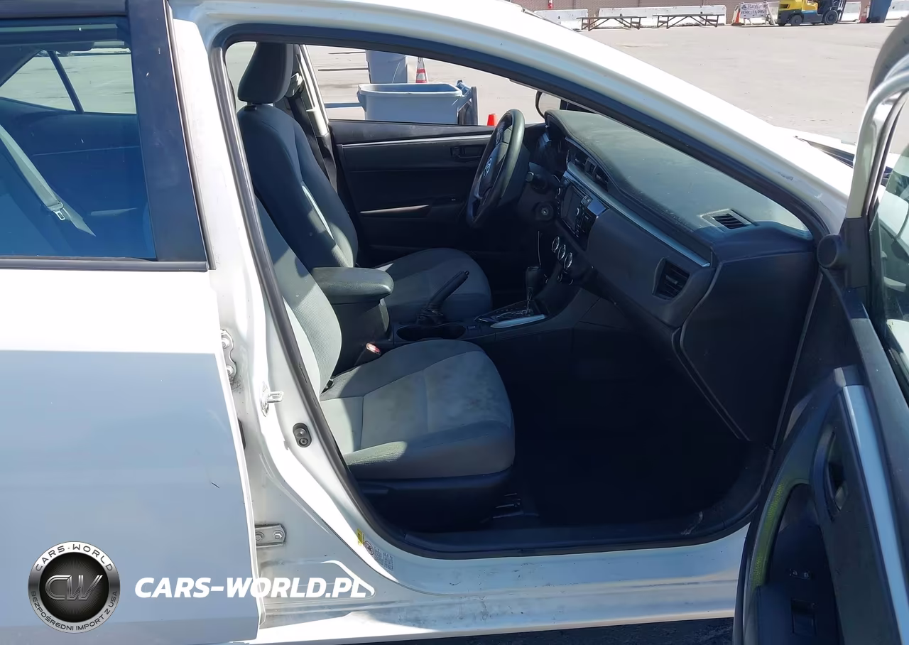 2016 Toyota Corolla L VIN:5YFBURHE0GP377946 - 5