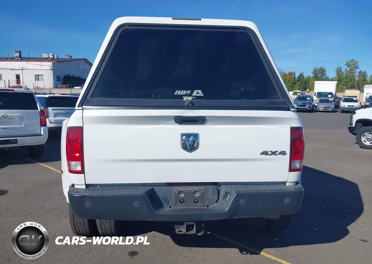 2017 Ram 3500 Tradesman 4X4 8' Box VIN:3C63RRGL5HG717404 - 17