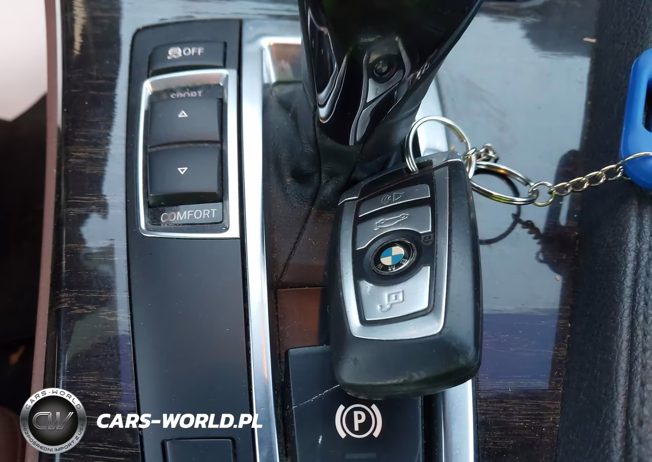 2012 BMW 650I VIN:WBALX3C57CDV77717 - 11