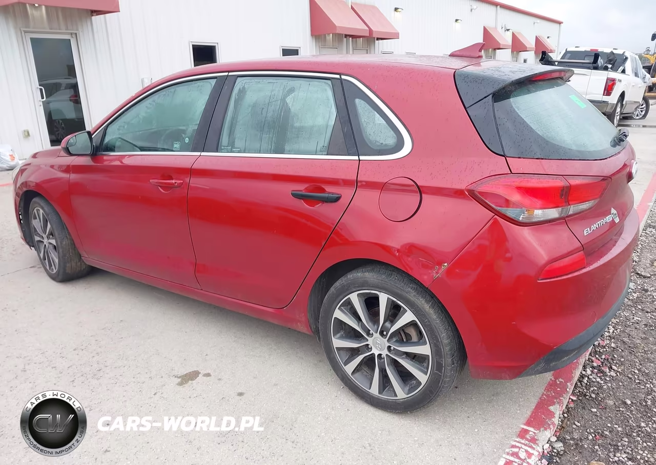 2018 Hyundai Elantra Gt VIN:KMHH35LE3JU012647 - 3