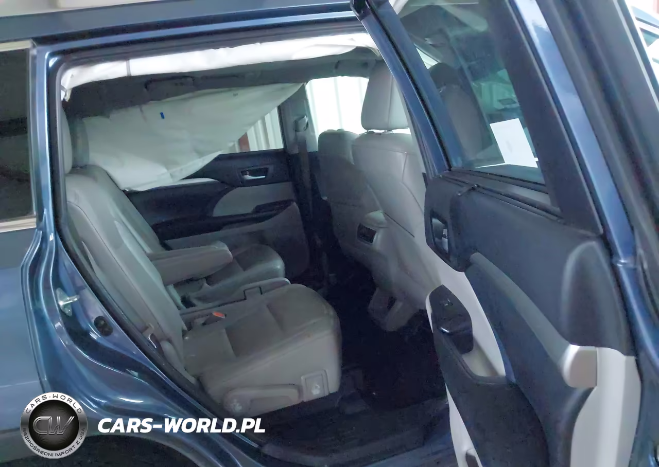 2019 Toyota Highlander Xle VIN:5TDKZRFH3KS305783 - 8