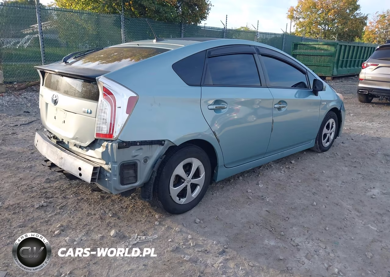 2013 Toyota Prius VIN:JTDKN3DU9D5625966 - 4