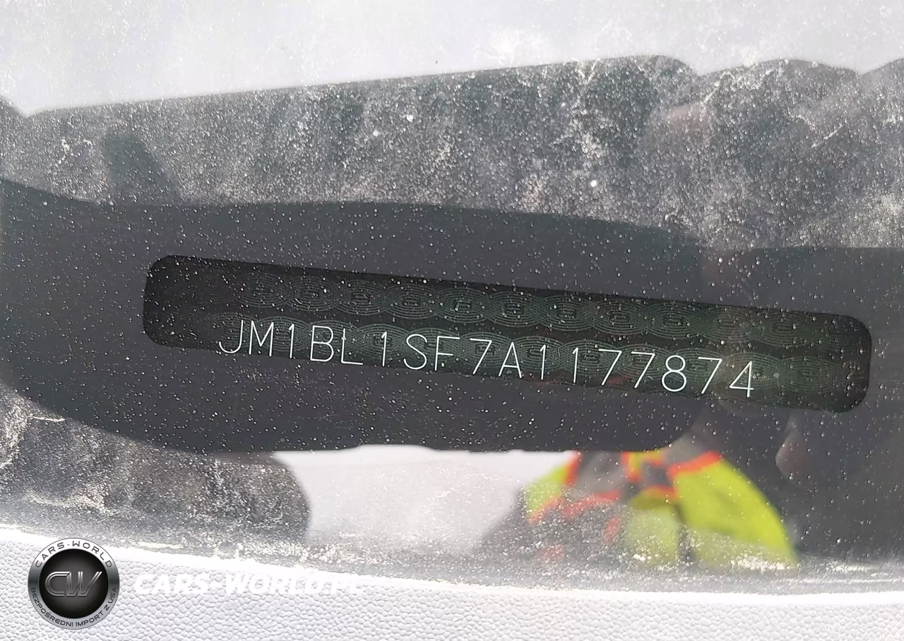 2010 Mazda Mazda3 I Touring VIN:JM1BL1SF7A1177874 - 9