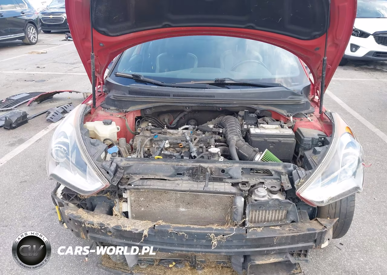 2016 Hyundai Veloster Turbo VIN:KMHTC6AE6GU279891 - 10