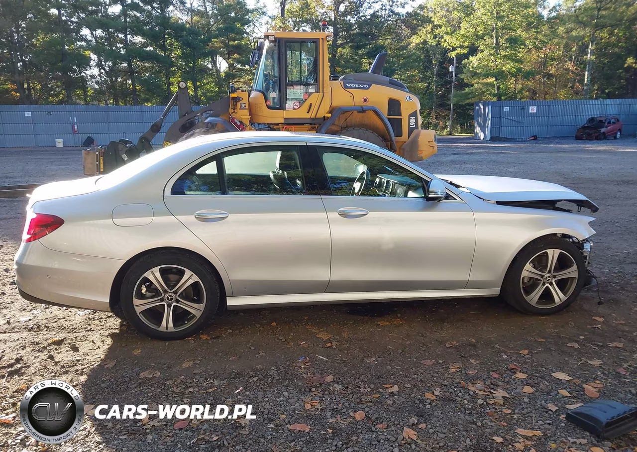 2019 Mercedes-Benz E 300 4Matic VIN:WDDZF4KBXKA648668 - 14