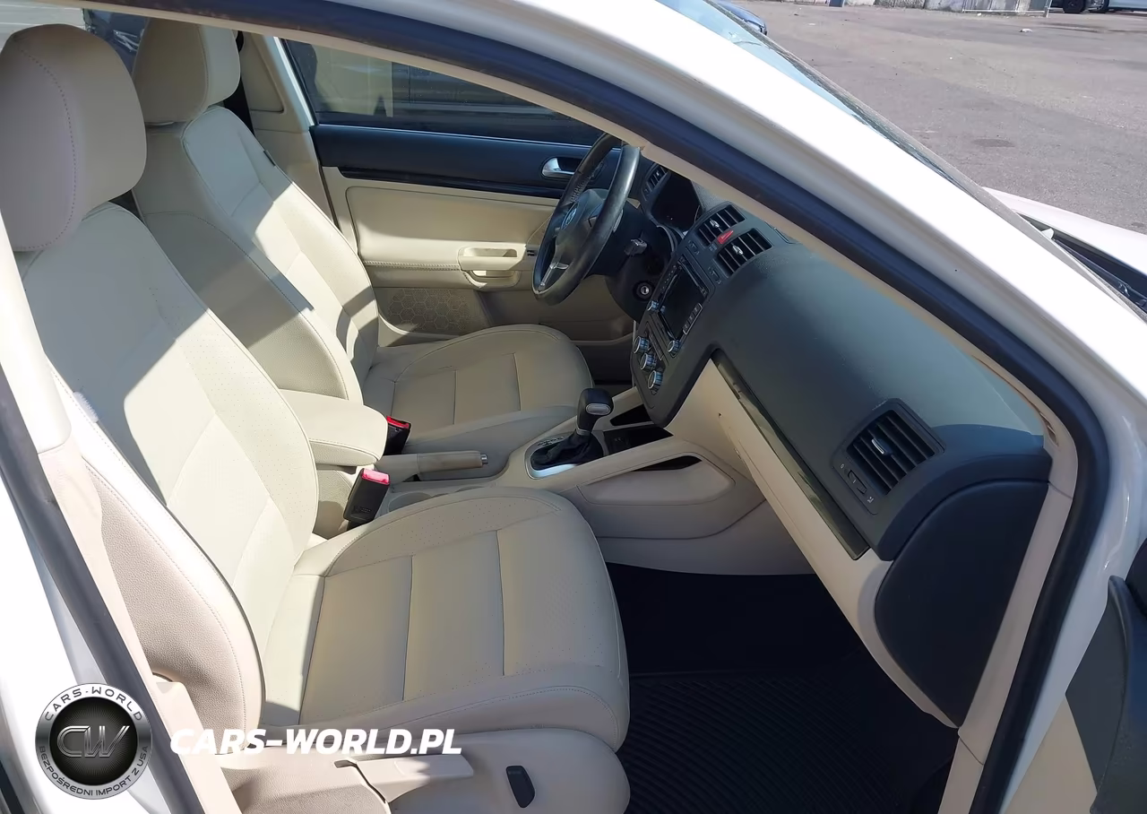 2010 Volkswagen Jetta Se VIN:3VWRX7AJ6AM033809 - 5